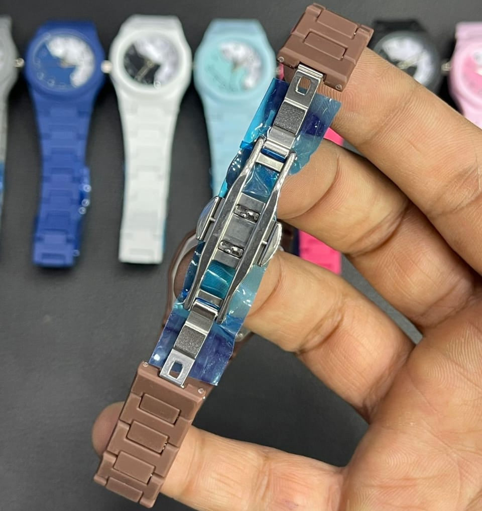 Modern Mini Aura Watch designed for comfort and reliable performance